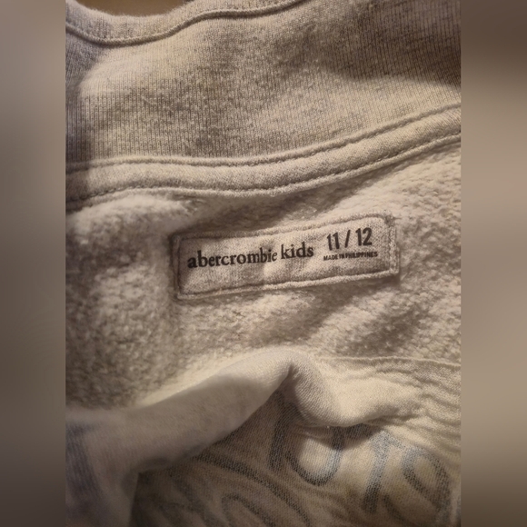 Abercrombie Kid's Quarter-Zip Sweatshirt 11/12 - Picture 5 of 7